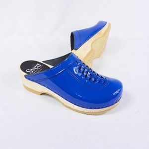 Sven Front Weave Blue Patent Leather Slip-on Clogs